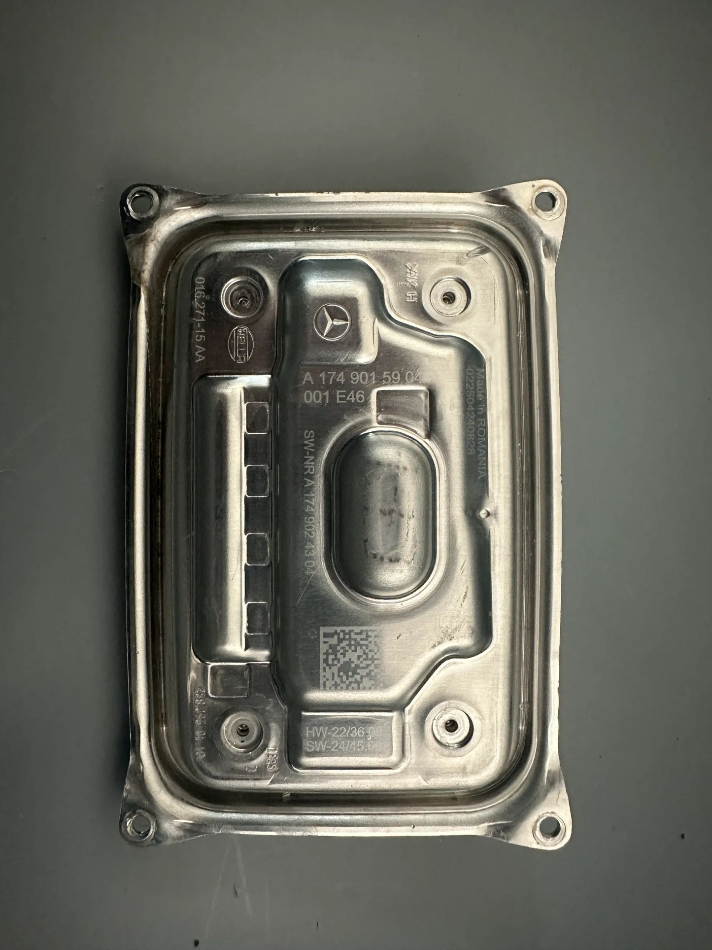 Original Mercedes-Benz Steuergerät Scheinwerfer links A1749015904 NEU