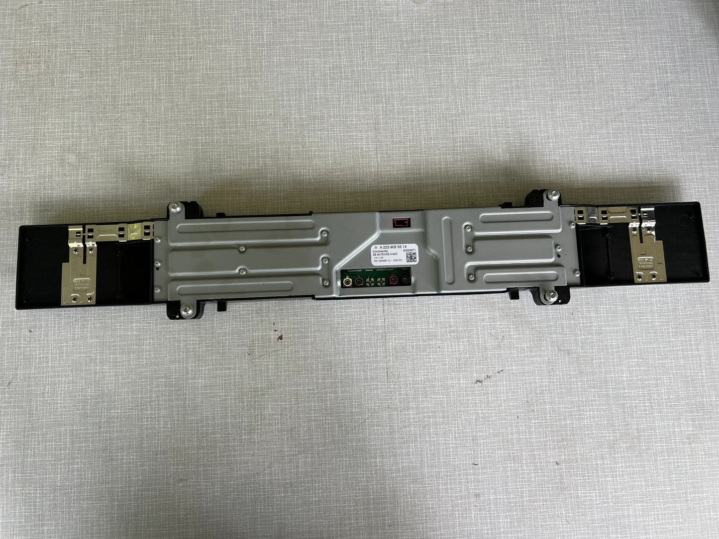 Original Mercedes-Benz Antenne A2239055514 NEU