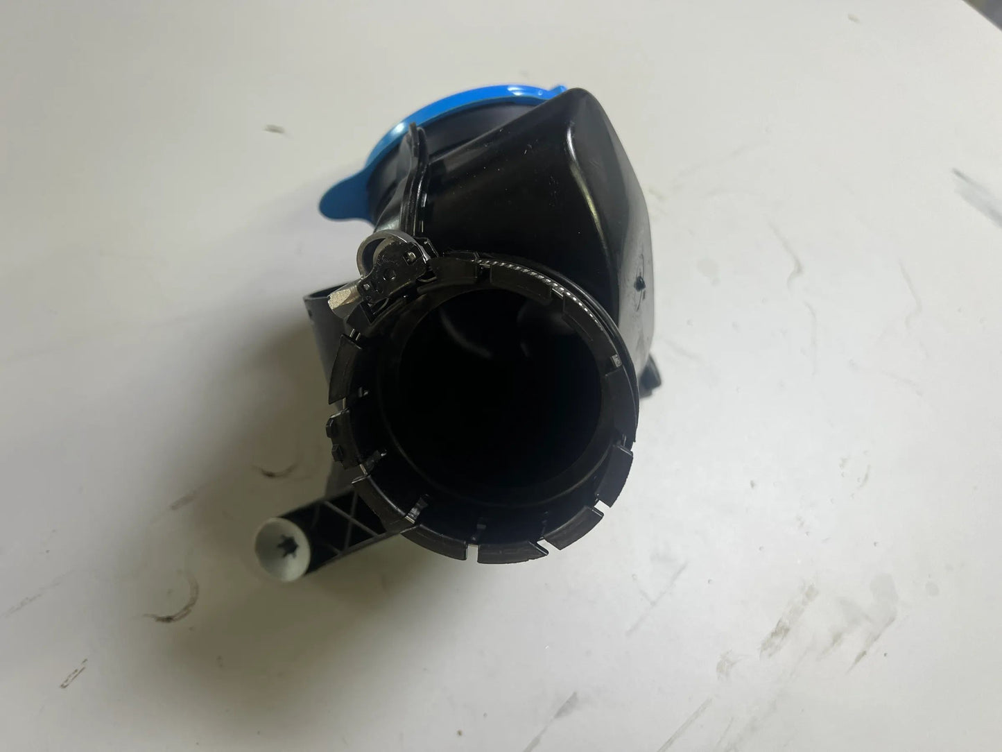 ORIGINAL Mercedes Benz OM 654 Reinluftleitung A6540905901 NEU