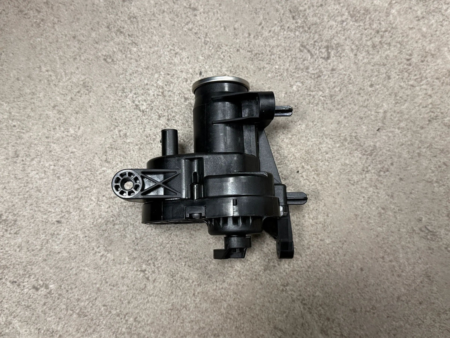 Mercedes Benz OM 654/656 Stellmotor der Ansaugbrücke A6549062500 NEU