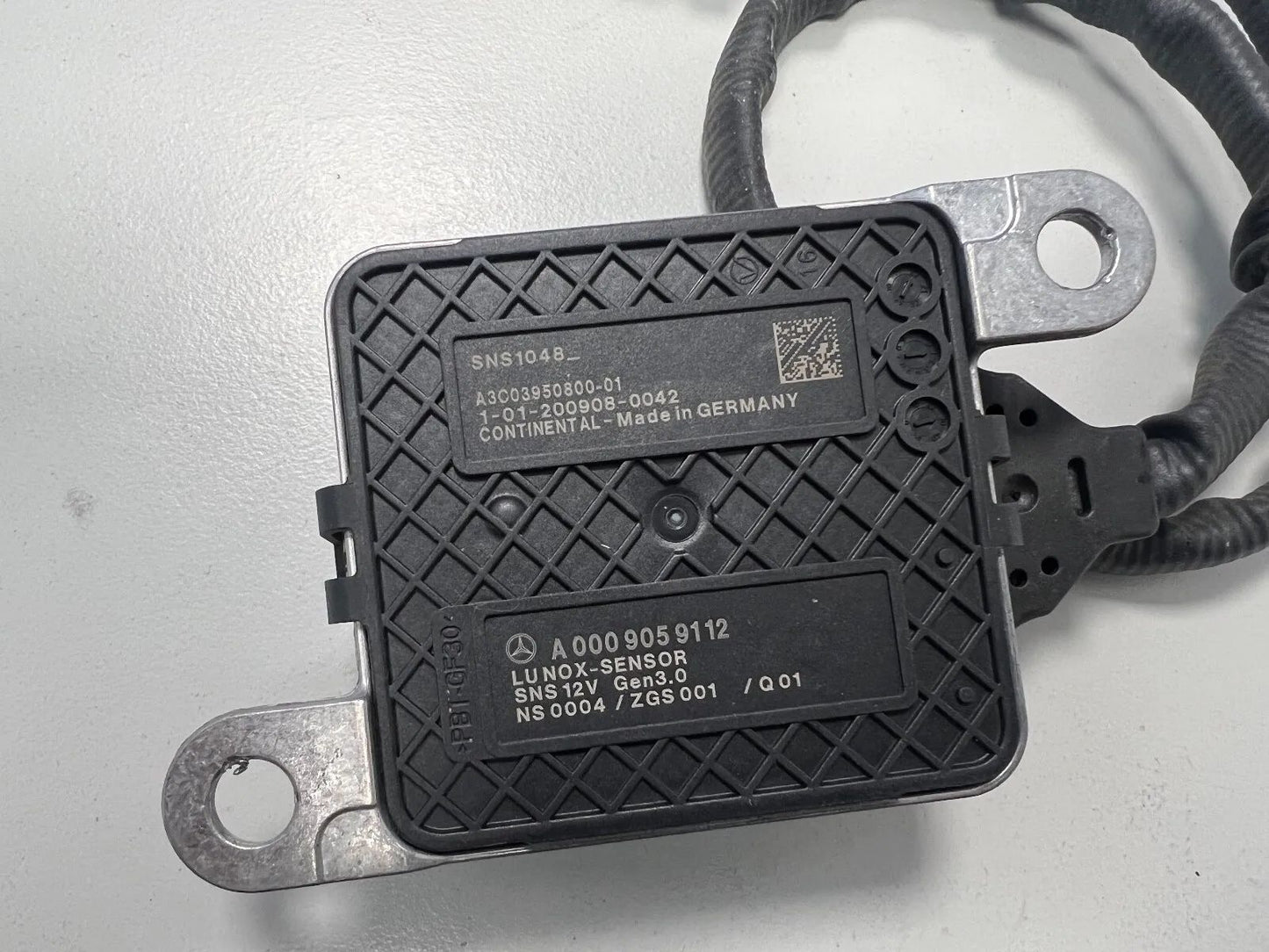 ORIGINAL Mercedes Benz NOX Sensor A0009059112 Lambdasonde NEU