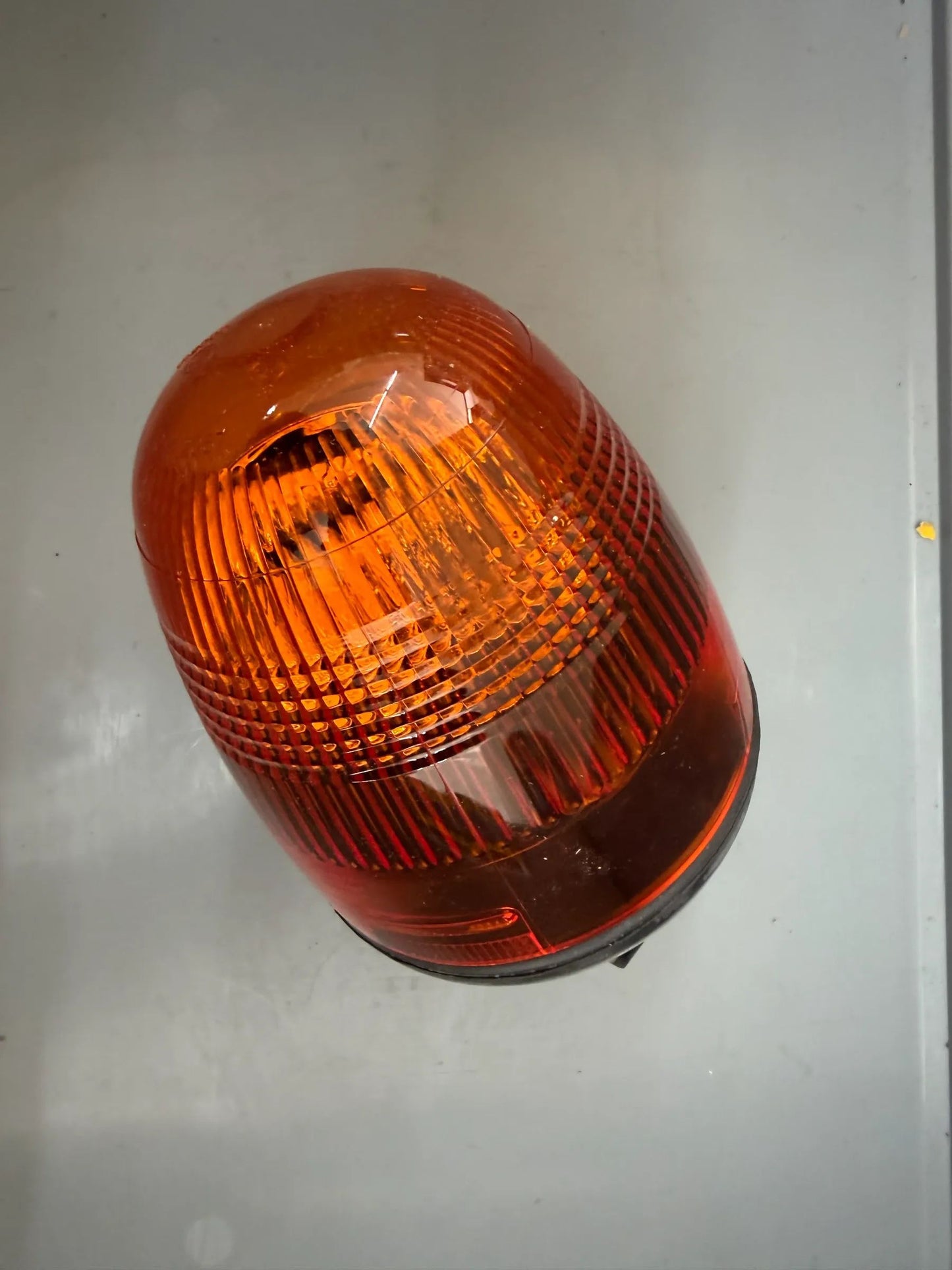 Original Hella Rundumleuchte 2RL 006 846-001 NEU