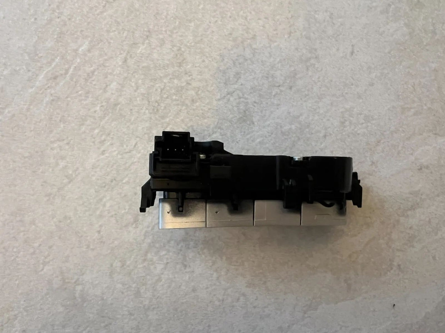 ORIGINAL Mercedes Benz Schalterblock Tür links A4479058600 NEU