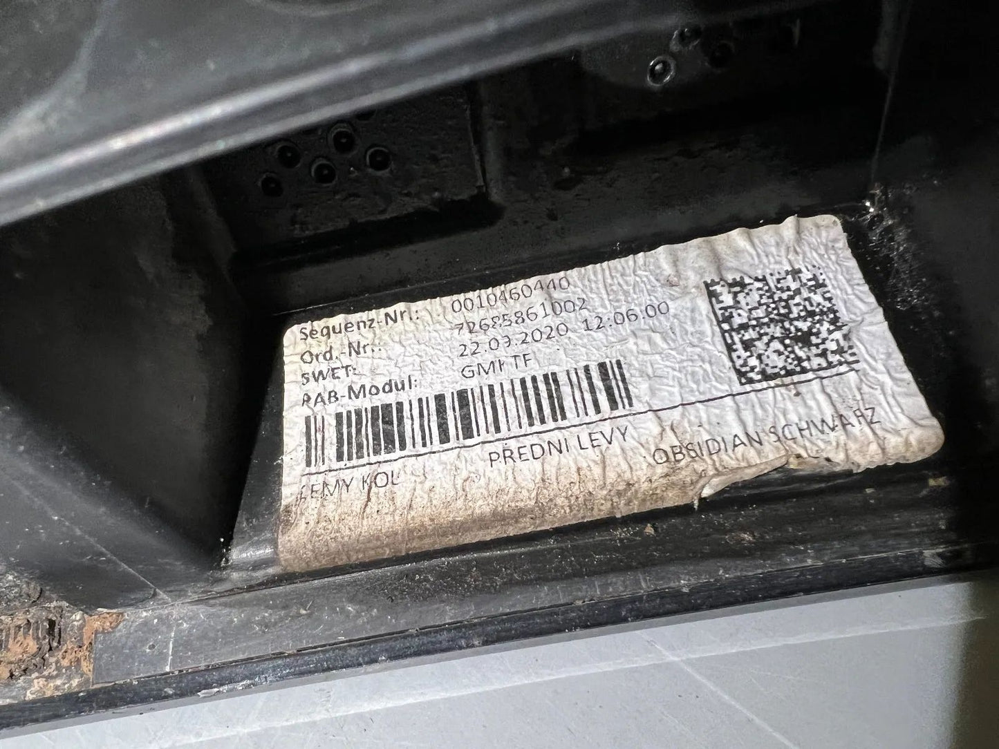 ORIGINAL Mercedes Benz G Klasse W463 Verbreiterung A4638810300 vo links Schwarz