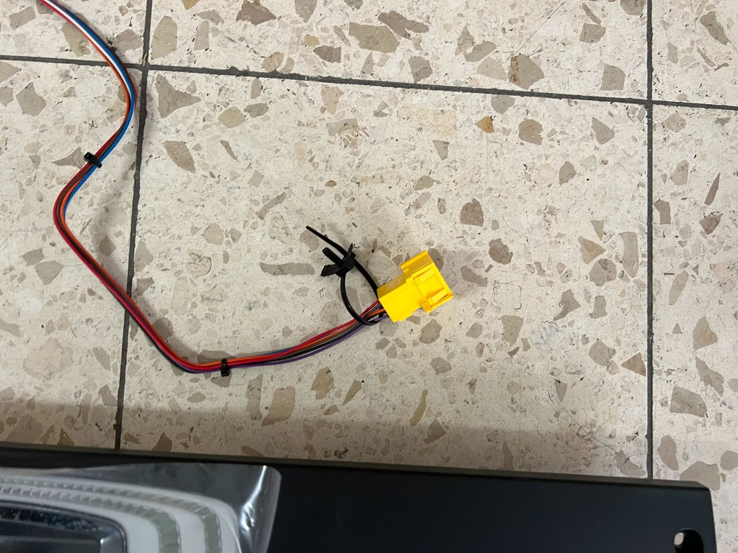 Original Mercedes-Benz Licht LH A4108306390 NEU