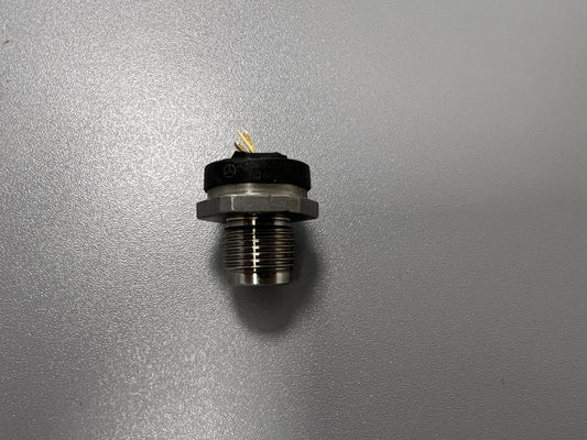 ORIGINAL MERCEDES BENZ Sensor Kraftstoffdruck A6549050800