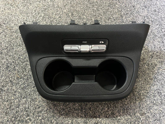 Mercedes-Benz V-Klasse Facelift Konsole Doppelcupholder Cockpit A4486801101 NEU