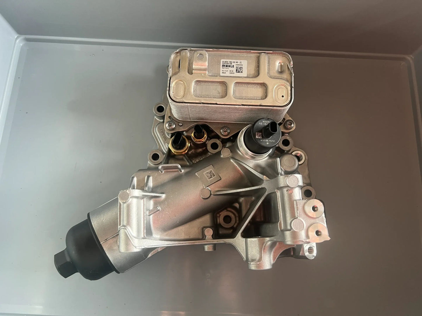 Original Mercedes-Benz Ölkühler mit Ölfilter A6541800265 OF245-08 NEU