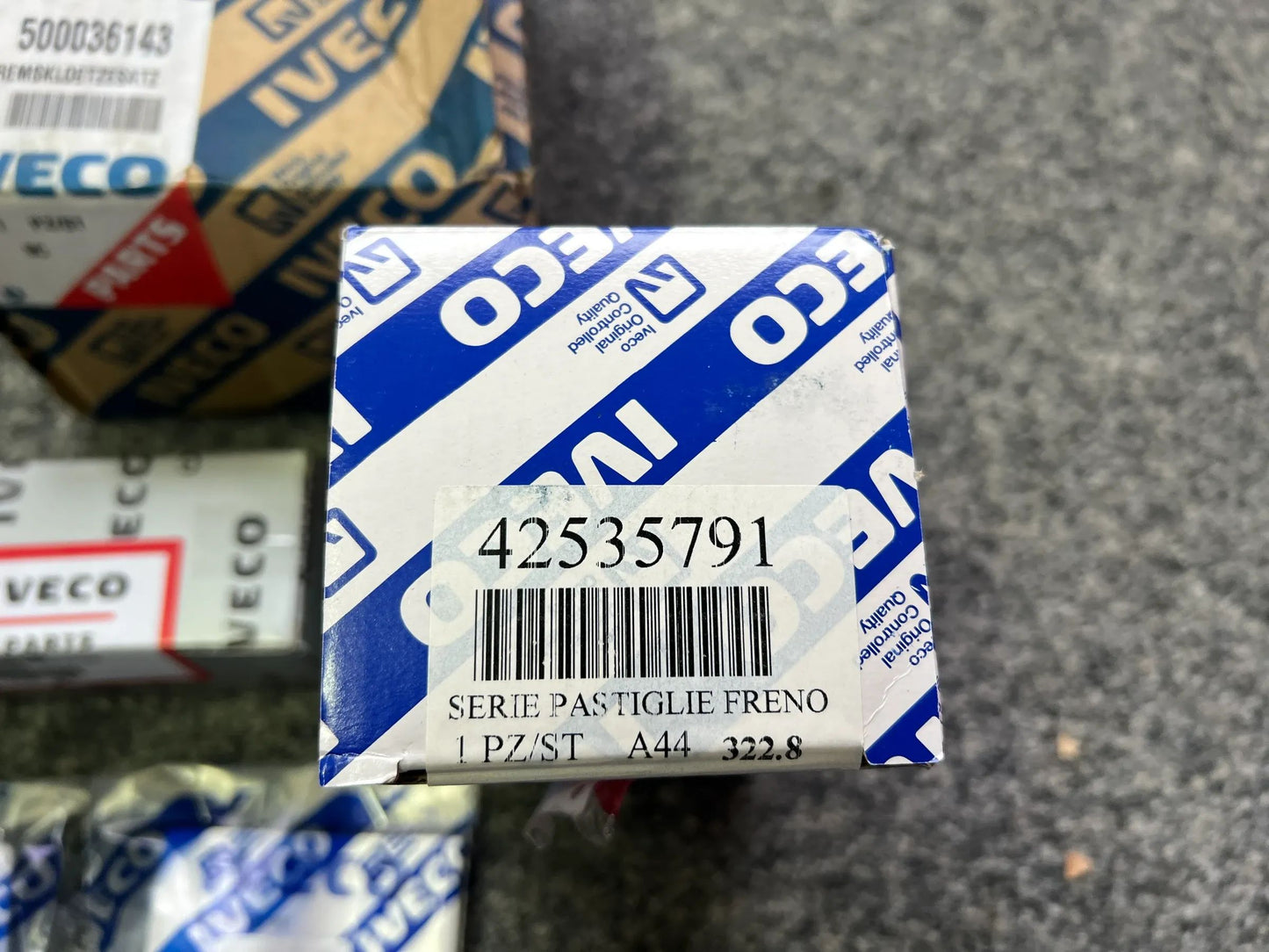 Original Iveco Bremsklötze Satz 500036143 NEU