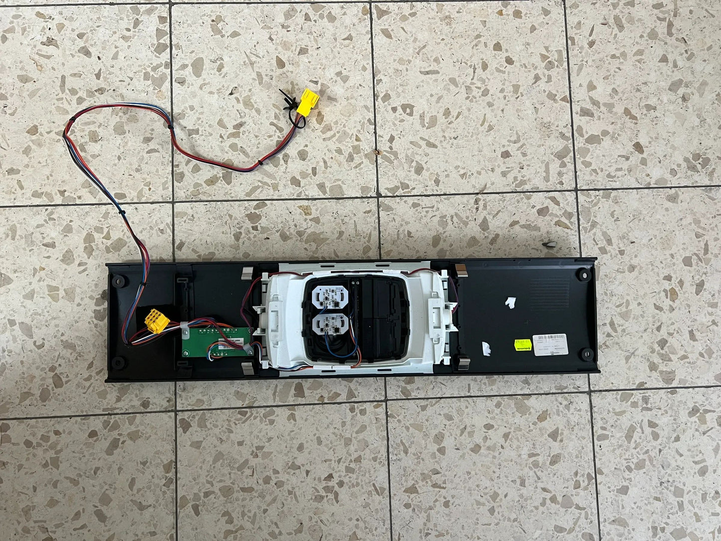 Original Mercedes-Benz Licht LH A4108306390 NEU