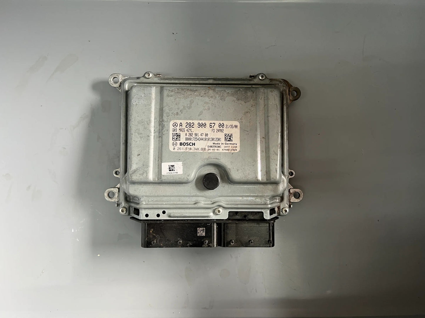 Original Mercedes-Benz Steuergerät Motorsteuergerät A2829006700 NEU