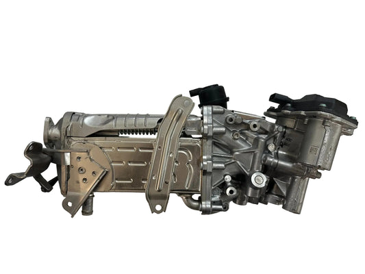 ORIGINAL Mercedes Benz Abgasrückführkühler A6561403701 NEU