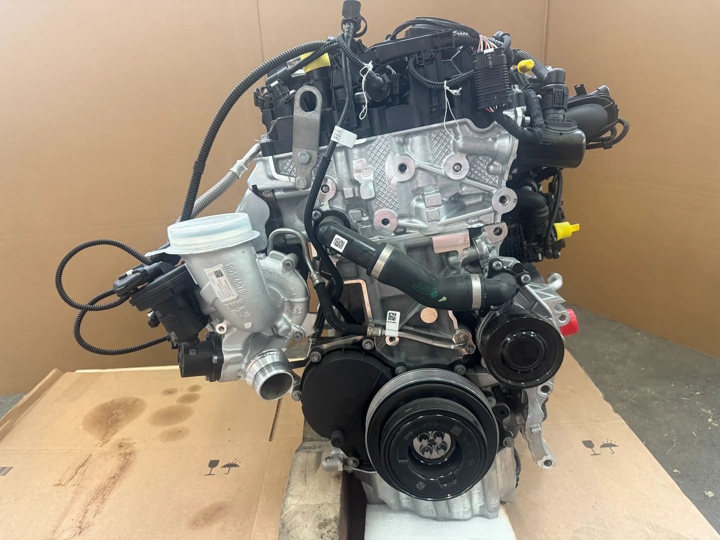 Original BMW/MINI Motor 3-Zylinder B38 B38A15M2 8699725 NEU