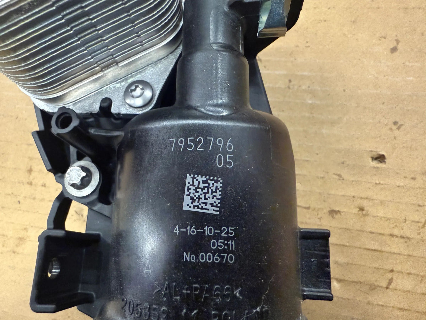 Original BMW Ölfilter 7952796 11427952796 NEU