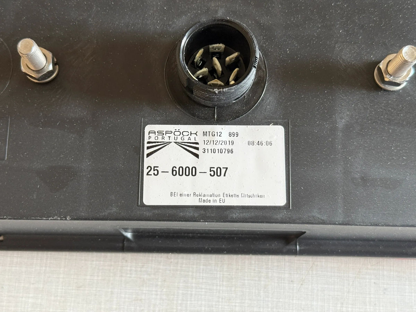 Original Herth+Buss Fahrzeugteile GmbH & Co. KG Heckleuchte links 83830047 NEU