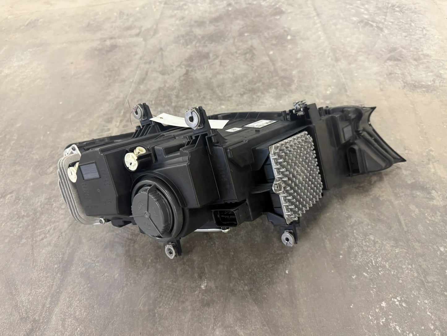 Original BMW i12 i15 i8 LED Scheinwerfer mit Steuergerät mit Blinklicht 2707363