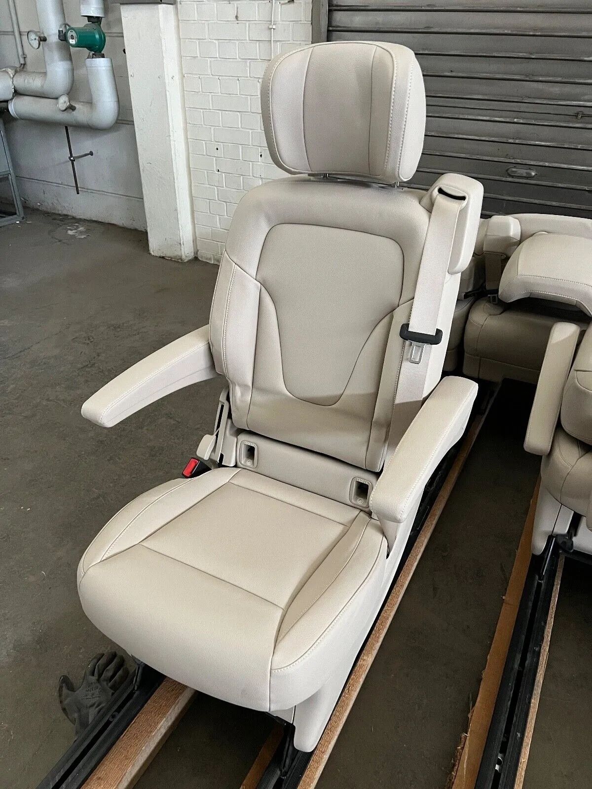 ORIGINAL Mercedes Benz W447/W448 V-Klasse/Vito Einzelsitz Kunstleder Beige NEU