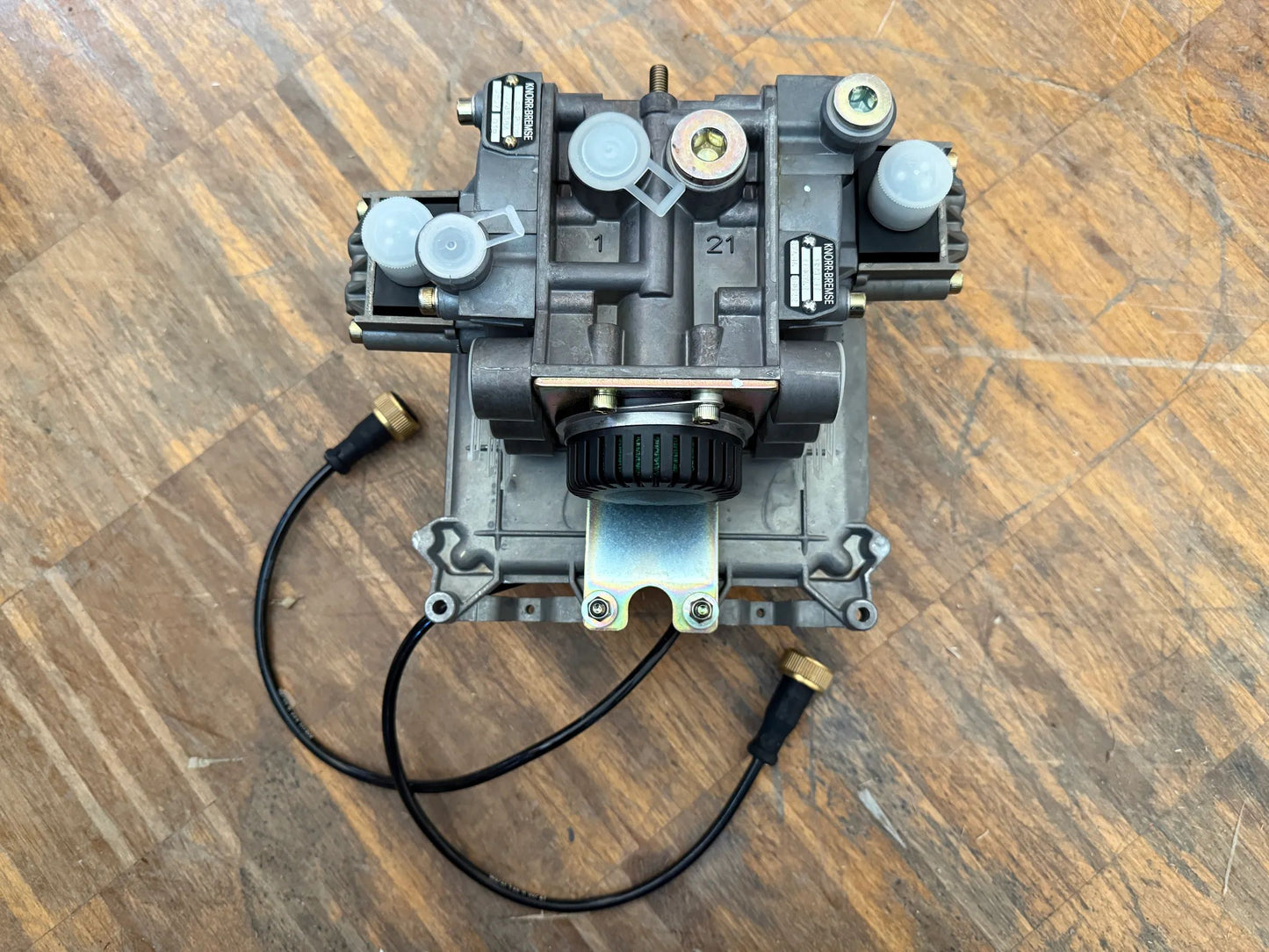 Iveco KNORR-Bremse Steuergerät ABS Anhänger Modul 500037194 07151083203013 NEU