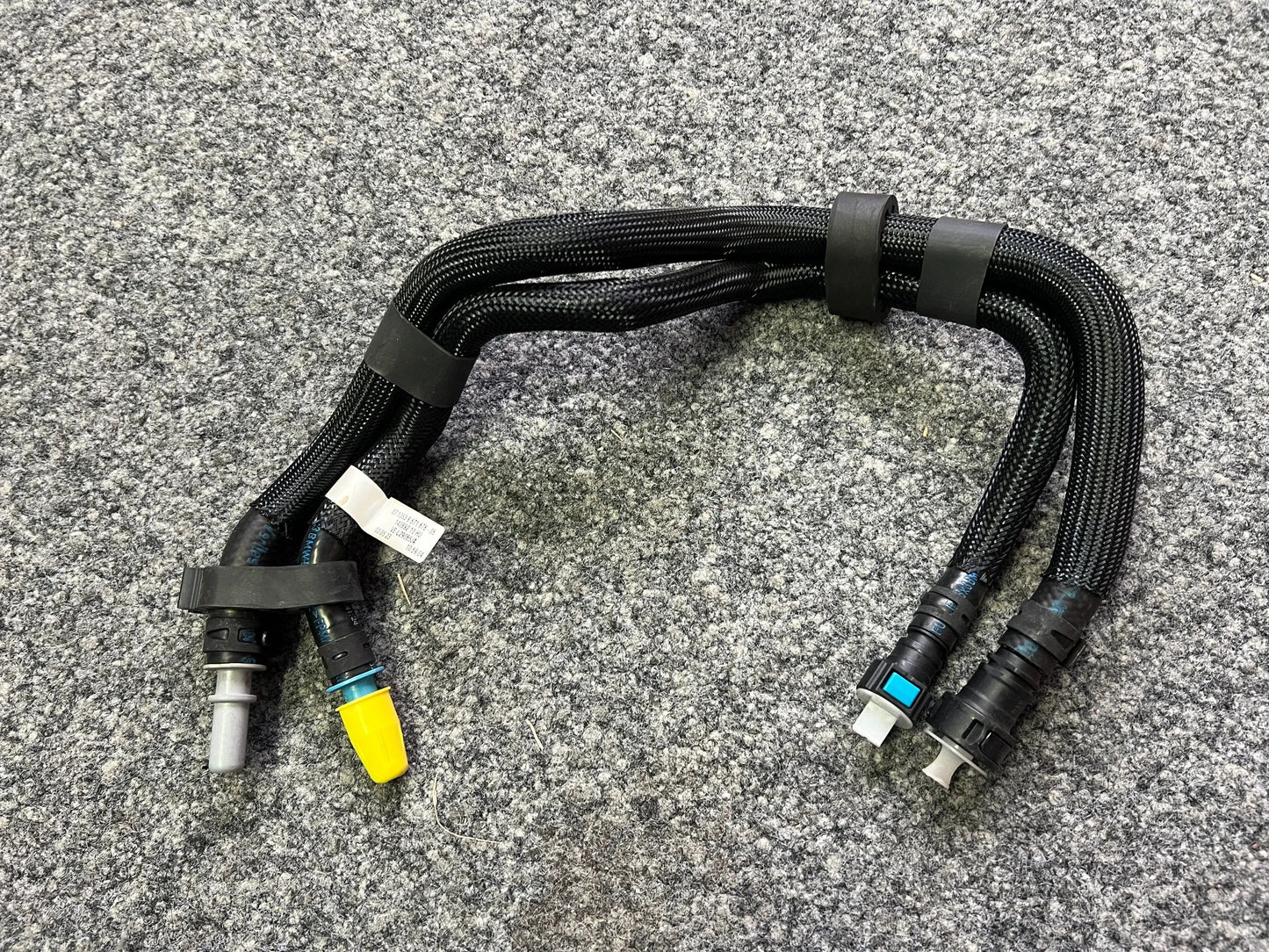 Original BMW Kraftstoffleitung 13538571676 NEU