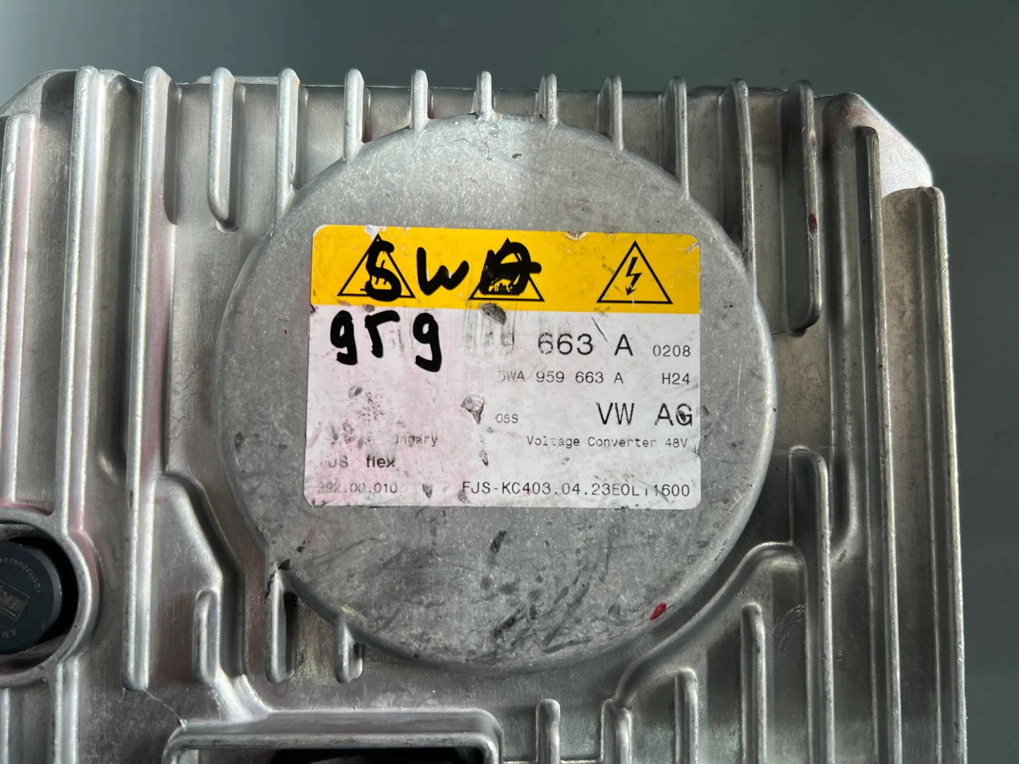 Original VW Steuergerät Spannungswandler 5WA959663A NEU