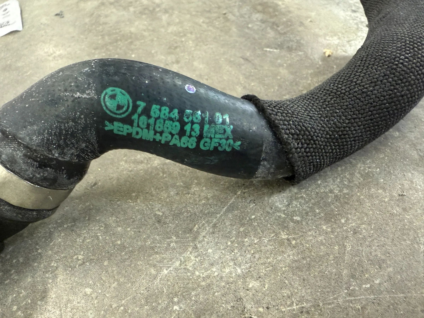 Original BMW Kühlmittelschlauch 7584561 NEU