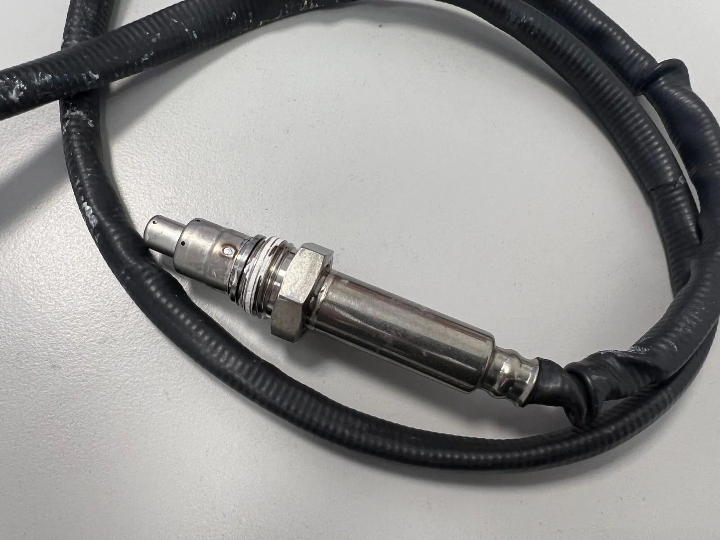 ORIGINAL Mercedes Benz NOx Sensor Lambdasonde A0009056814 M247 X247 X117 NEU