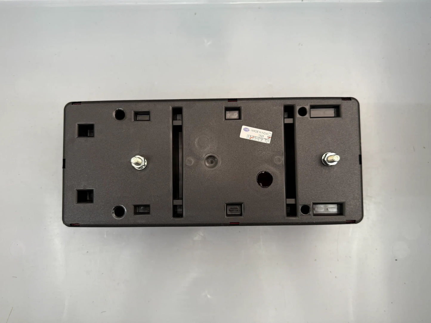 Original Hella Heckleuchte Links 2SE 007 547-011 NEU