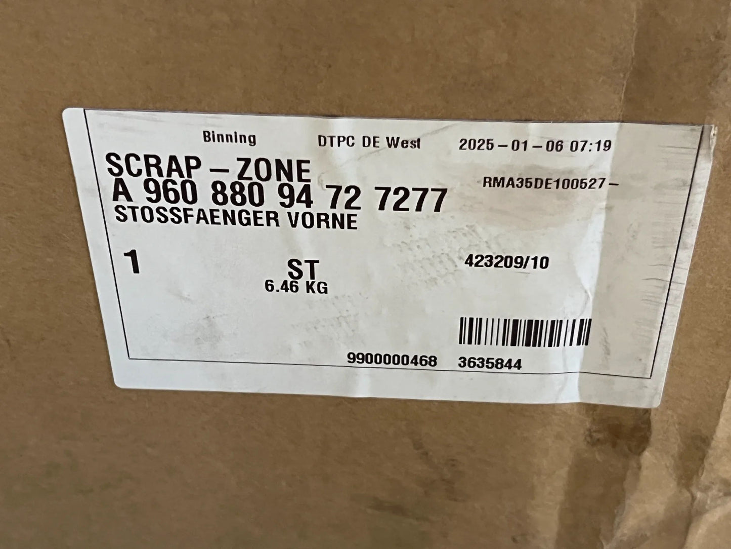 Original Mercedes-Benz Stoßfänger vorne A9608809472 7277 NEU