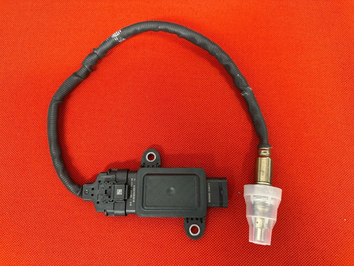 ORIGINAL Mercedes Benz NOX-SENSOR A0009050919 NEU
