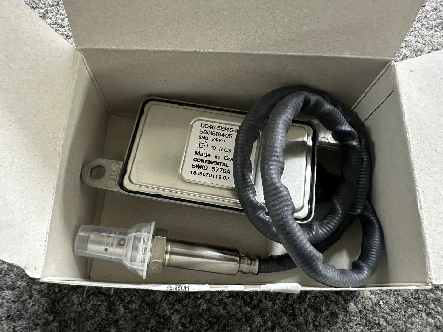 Original IVECO NOX SENSOR 5801518405 5WK96770A NEU