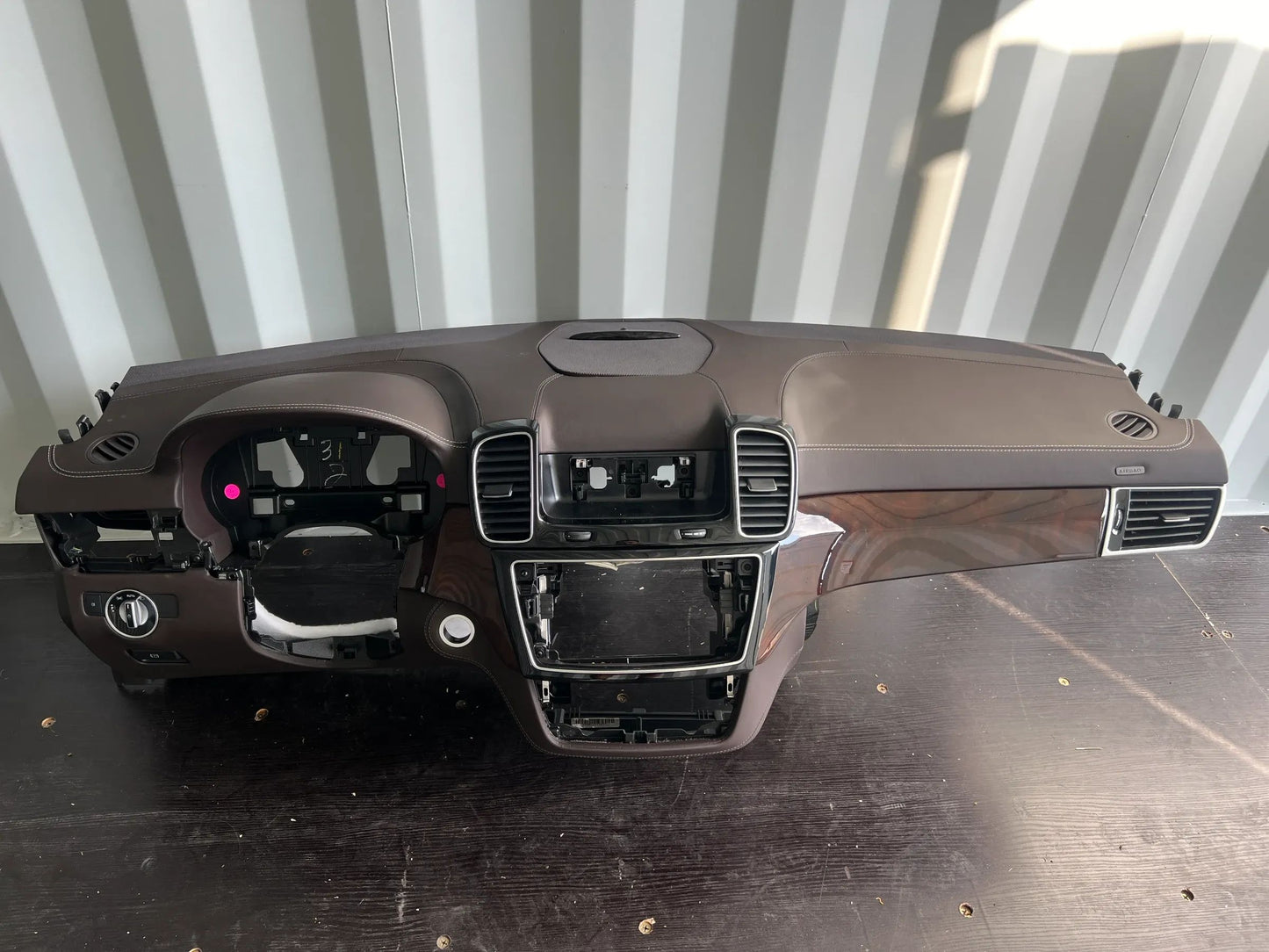 ORIGINAL MERCEDES BENZ ML/GLE W166 ARMATURENBRETT / COCKPIT NEU