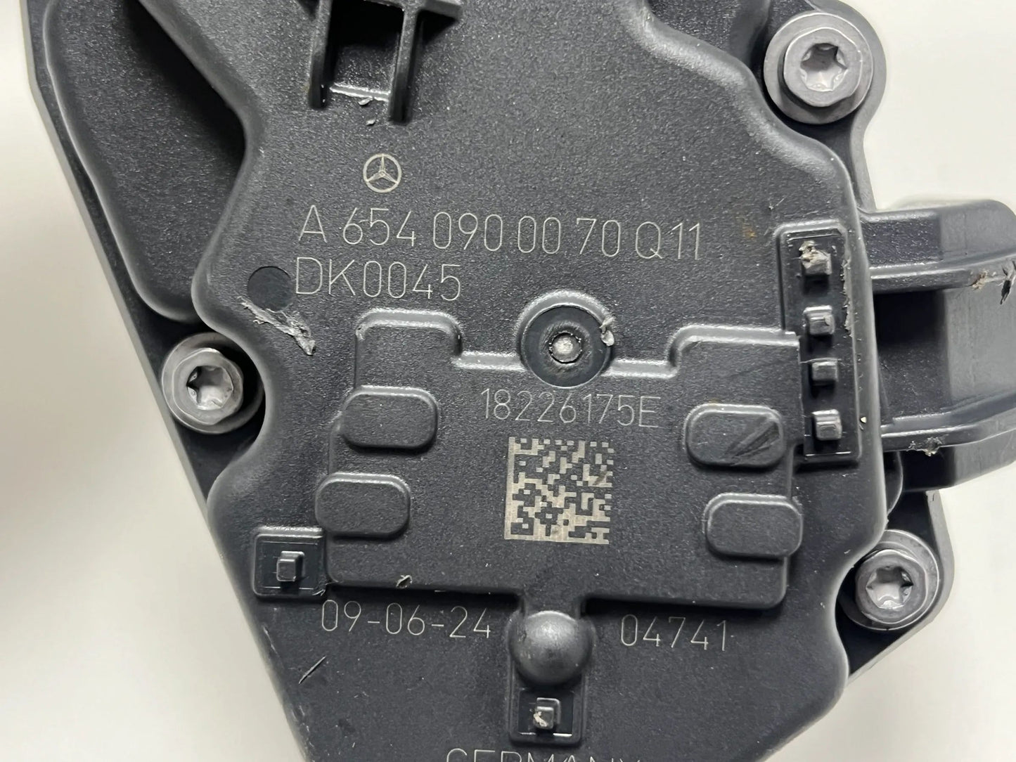 ORIGINAL Mercedes-Benz Ansaugluftdrossel Drosselklappe A6540900070 OM654 NEU