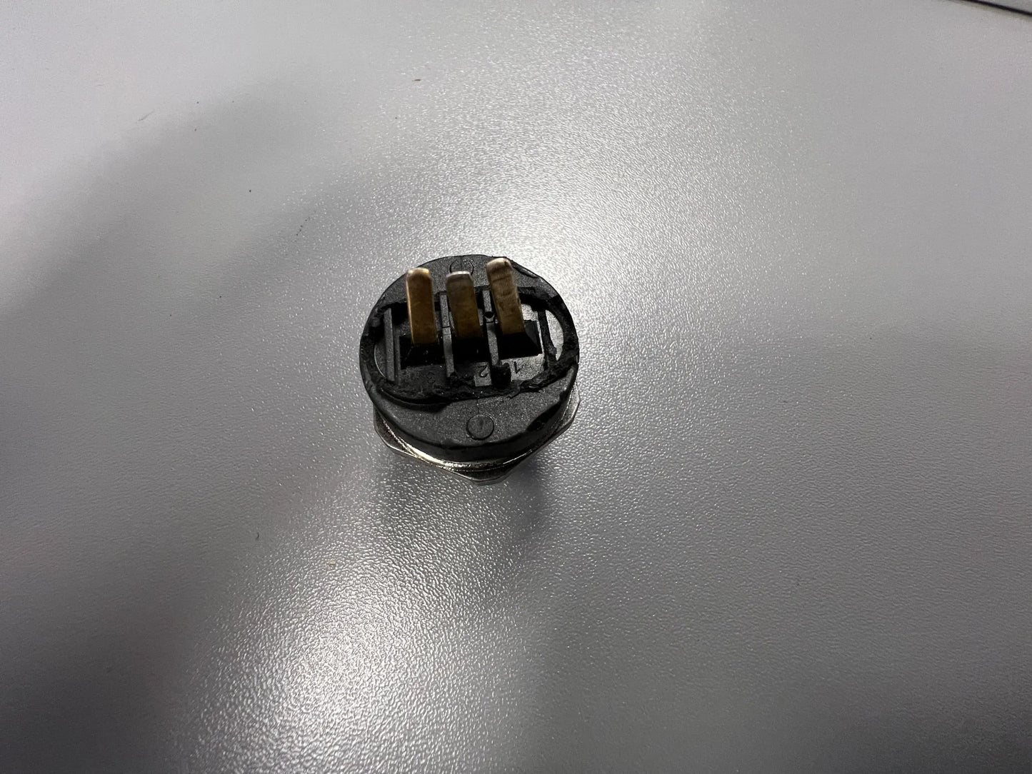ORIGINAL MERCEDES BENZ Sensor Kraftstoffdruck A6549050800
