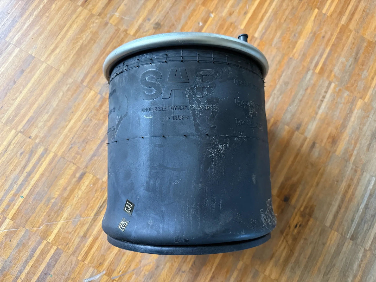 Original SAF-HOLLAND SE LUFTFEDERBALG 03229004100 NEU