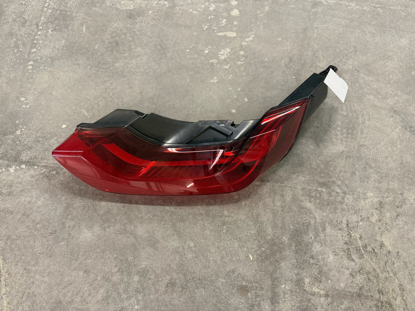 Original BMW i12 i15 i8 Heckleuchte LED rechts 7310782 63217310782 NEU