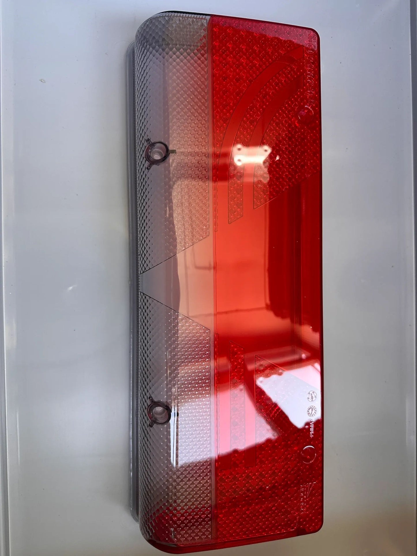 PROPLAST Fahrzeugbeleuchtung GmbH Lichtscheibe EUROPOINT III Rechts 4029611 NEU