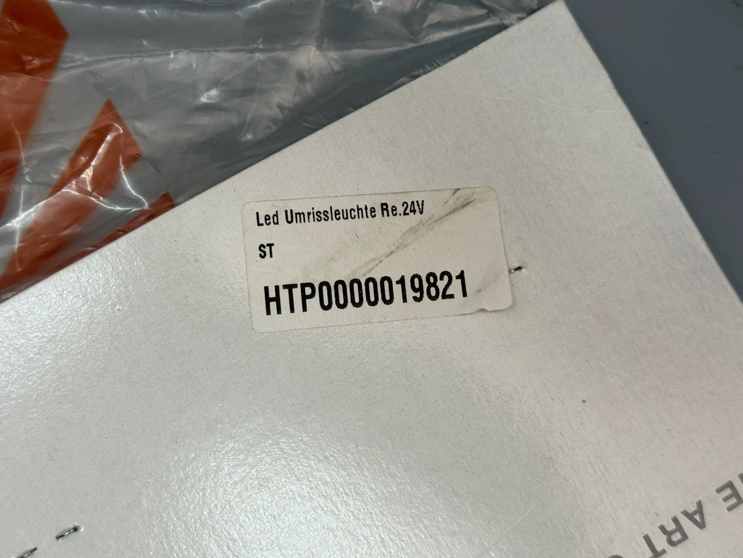 Aspöck Systems GmbH Umrißleuchte Superpoint III rechts LED 31-3304-054 NEU