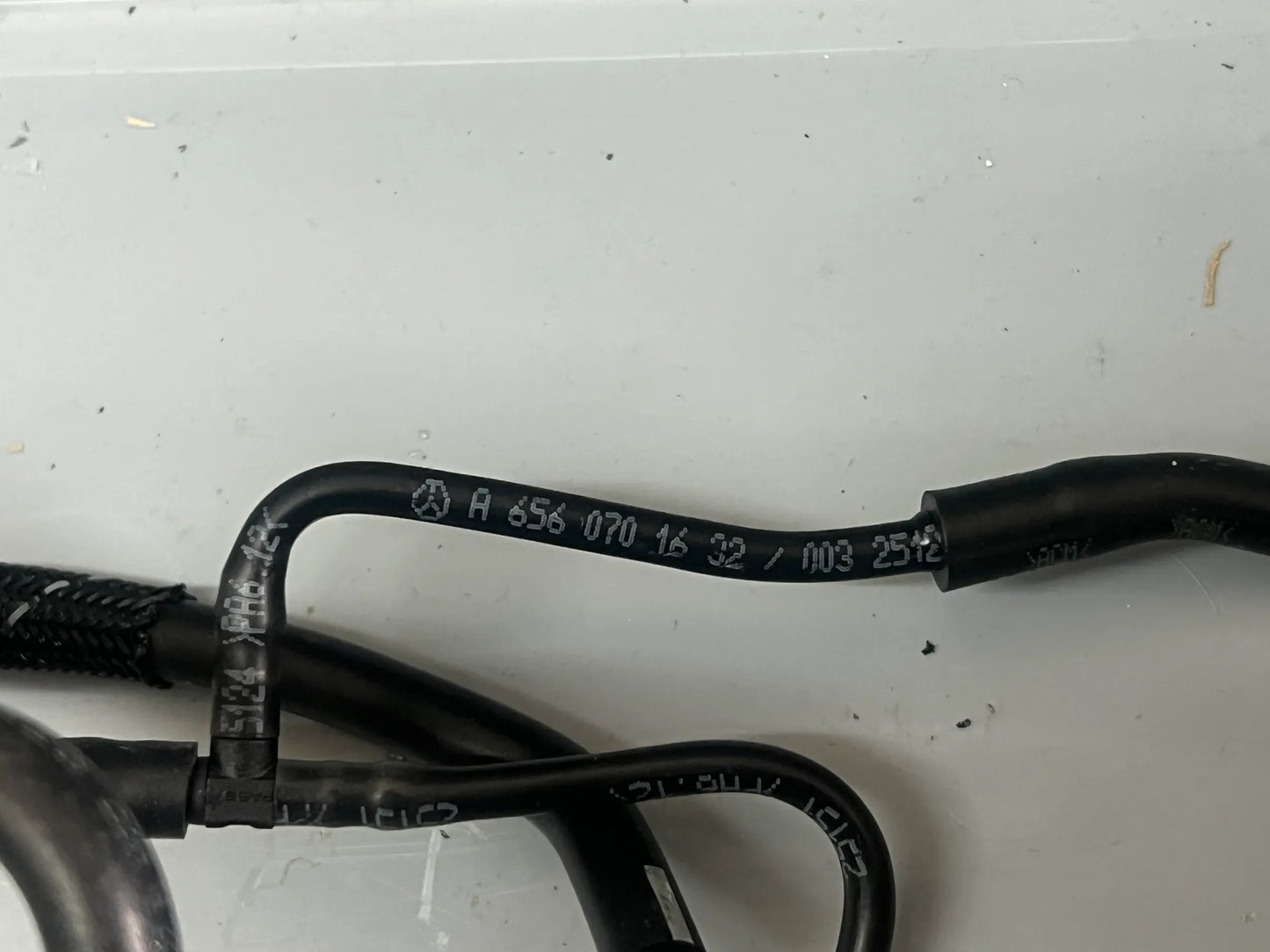 Original Mercedes-Benz Entlüftungs- / Unterdruck-Leitungssatz A6560701632 NEU