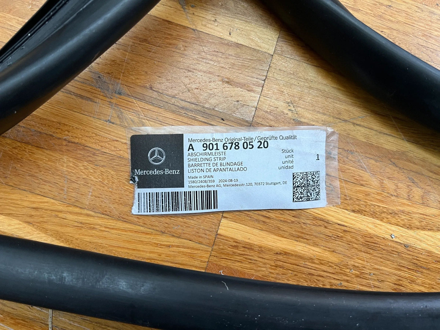 Original Mercedes Benz Abschirmleiste A9016780520 NEU