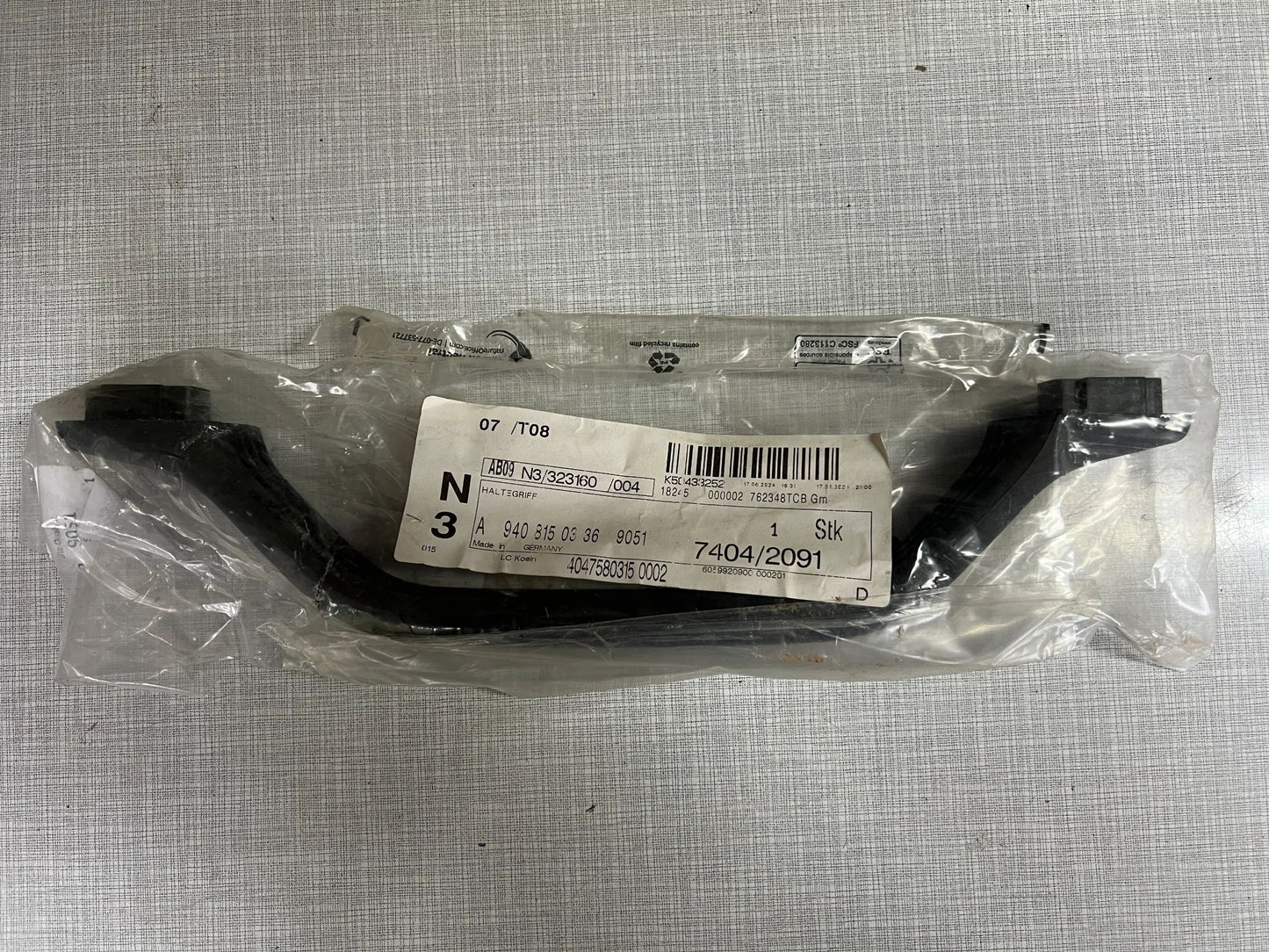 Original Mercedes-Benz Haltegriff A9408150336 NEU