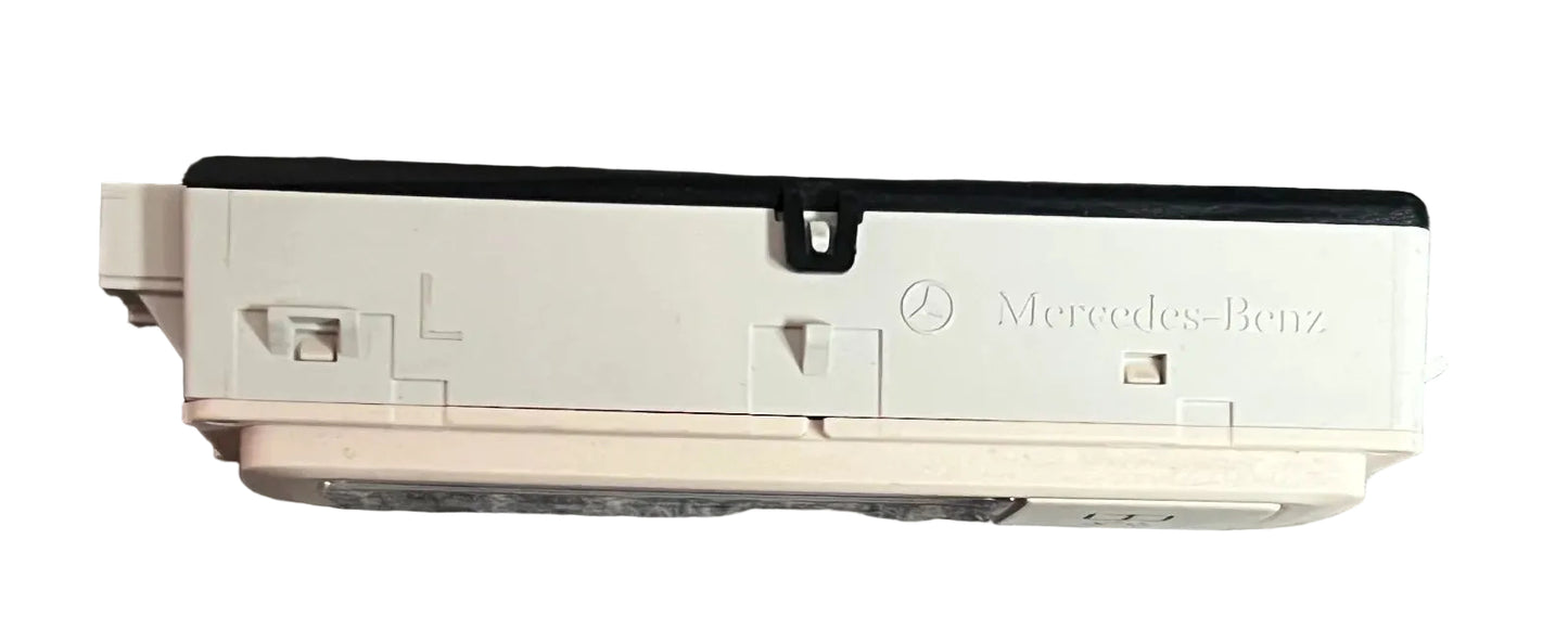 ORIGINAL Mercedes Benz Innenraumleuchte links A0009066709