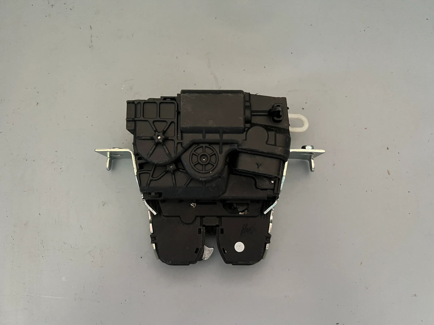 Original Mercedes-Benz W206/214/295 Schloss Heckdeckel A0997504000 NEU