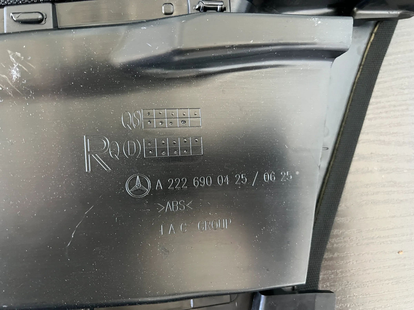ORIGINAL MERCEDES-BENZ S-KLASSE W222 Verkleidung B-Säule rechts A2226900425 NEU