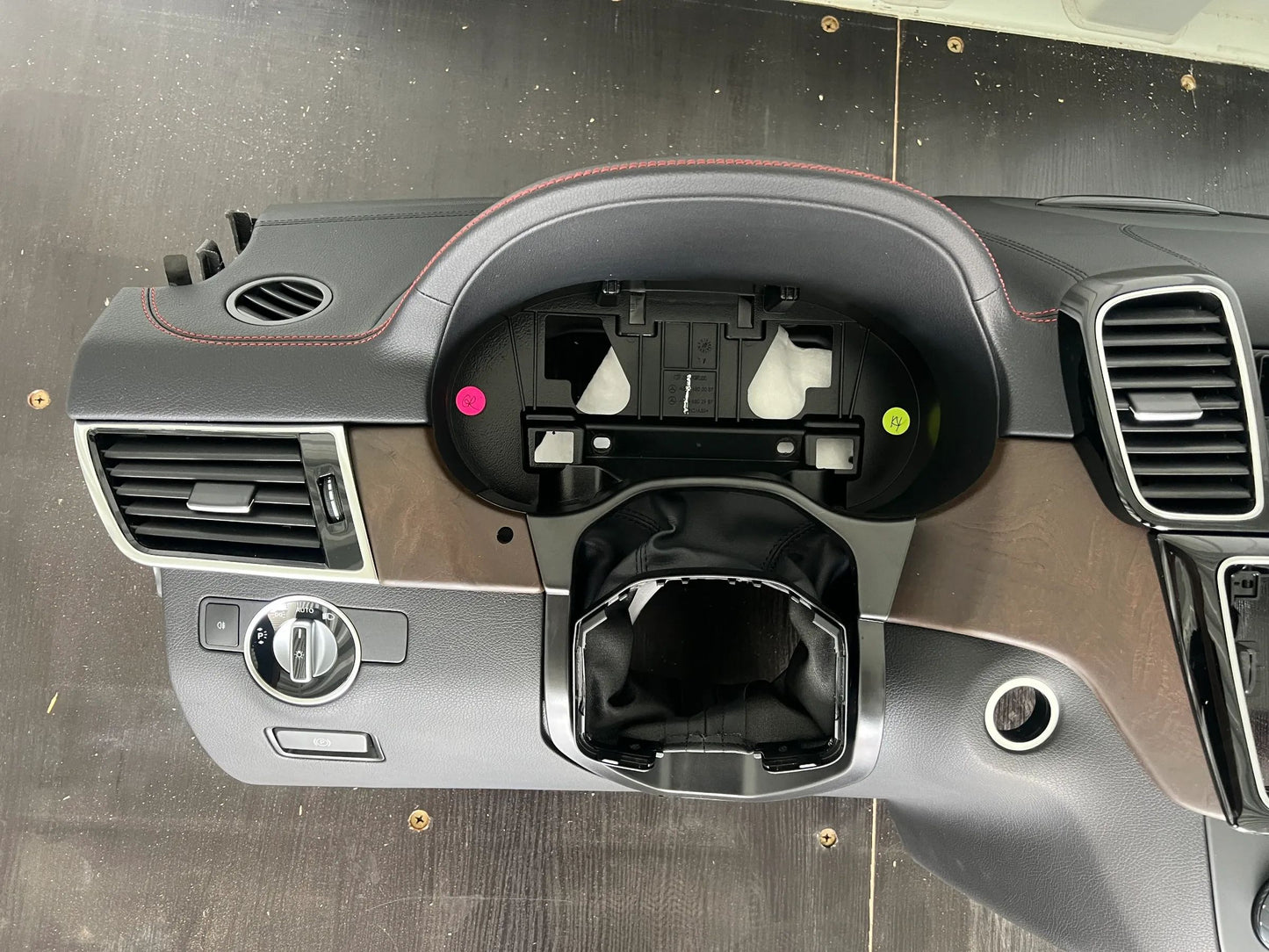 ORIGINAL MERCEDES BENZ ML/GLE W166 ARMATURENBRETT / COCKPIT NEU