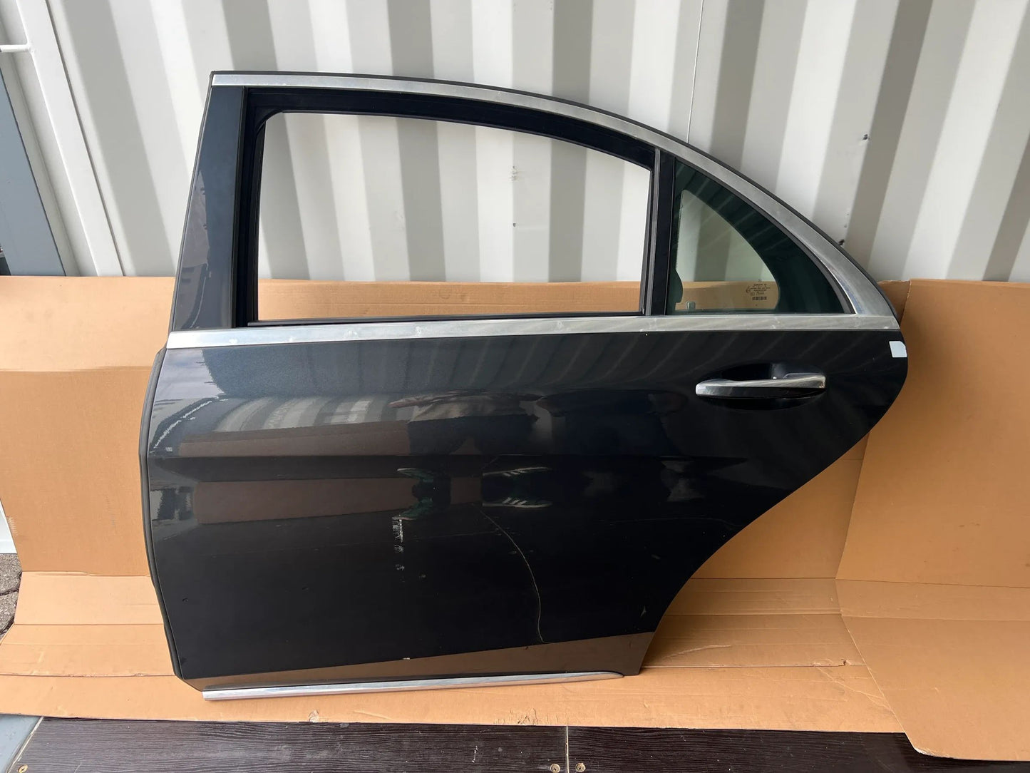Original Mercedes-Benz S-KLASSE W222 TÜR HINTEN LINKS 9183 MAGNETITSCHWARZ NEU