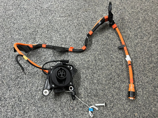 Original BMW 5er G30 G31 Ladebuchse mit Hochvolt Elektro Ladekabel 9381121 NEU