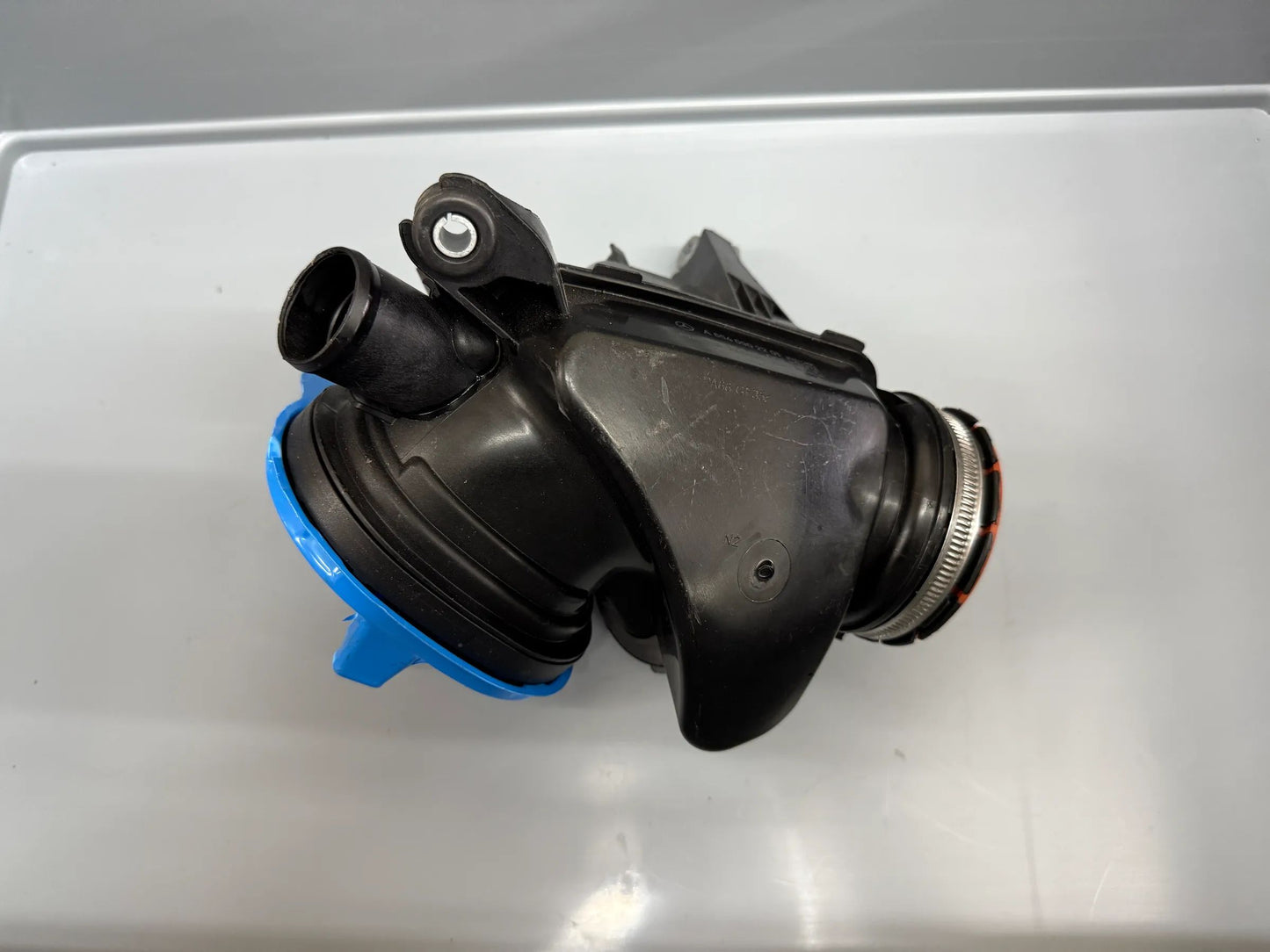Original Mercedes Benz Reinluftleitung A6540902201 NEU