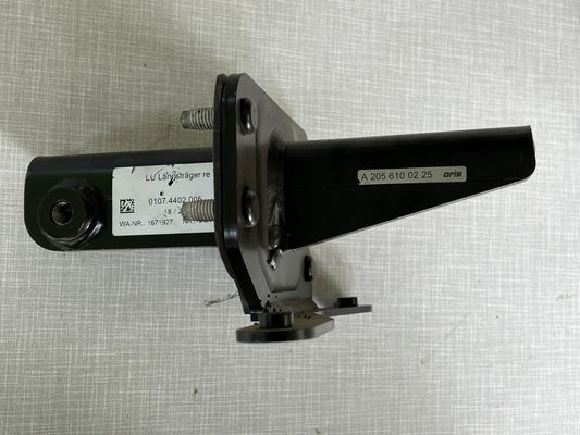 Mercedes Benz C-Klasse W205 Anhängerkupplung Rechts Verstärkung A2056100225