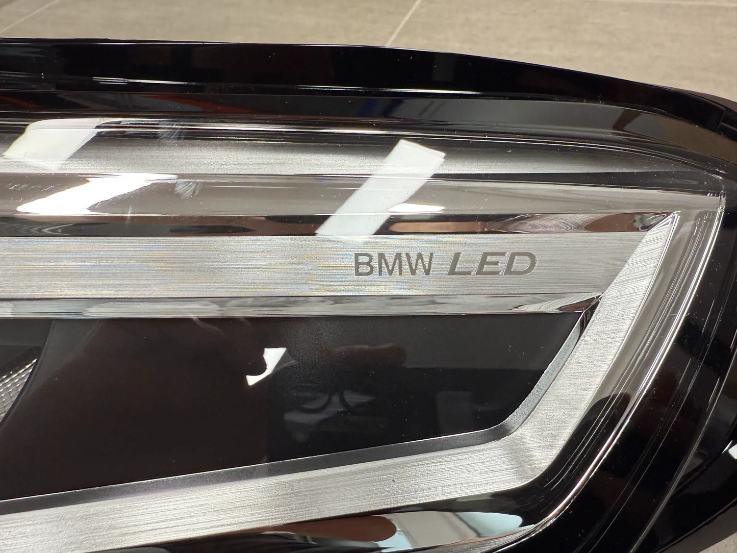 Original BMW X1 U11 LED-Scheinwerfer Links mit Steuergerät 5A9A223 NEU