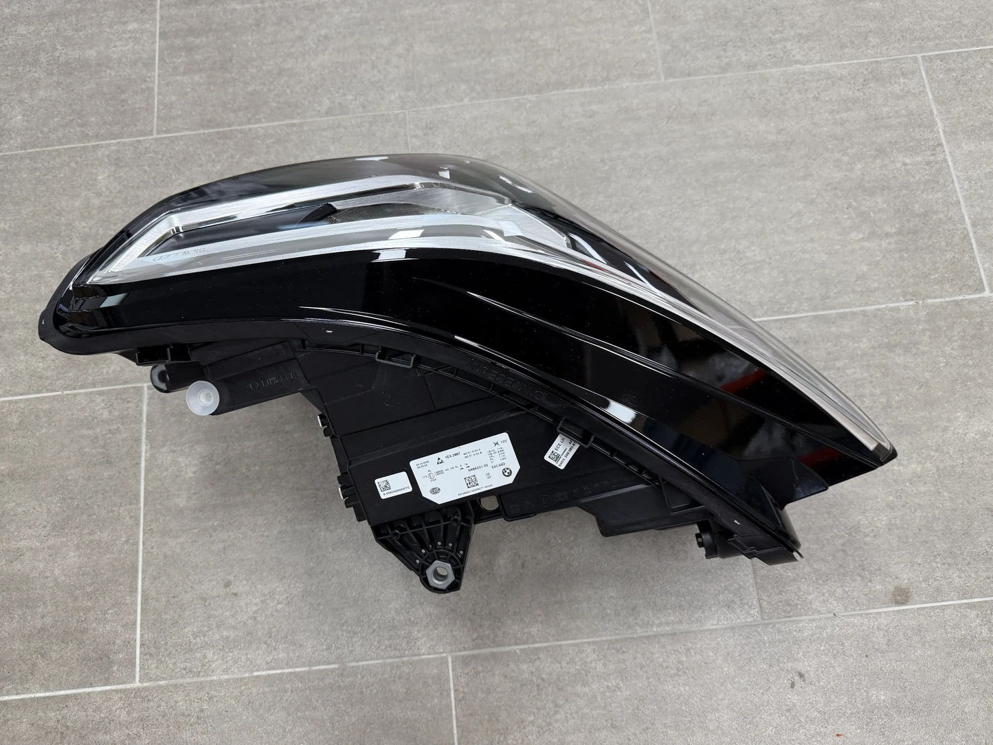 Original BMW X1 U11 LED-Scheinwerfer Links mit Steuergerät 5A9A221 NEU